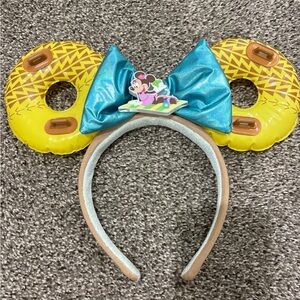 (SOLD) Disney Aulani Resort Inflatable Raft Ears - Like New